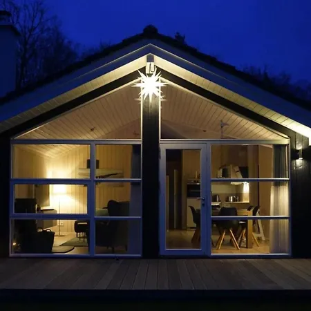 Holiday Nordlys With Sauna At The Duemmer Lake Hébergement de vacances *