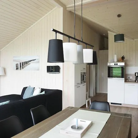 Hébergement de vacances Holiday Nordlys With Sauna At The Duemmer Lake *
